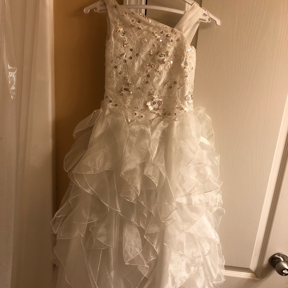 Girls white formal dress with sequence stitching